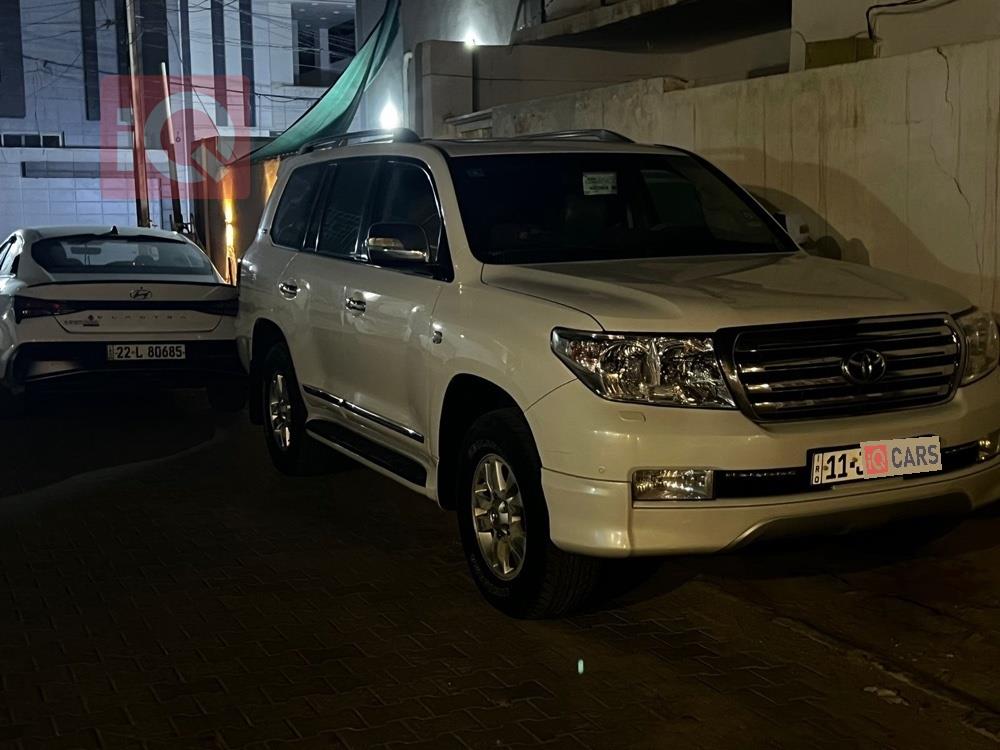 تويوتا لاندكروزر